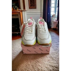 Juicy Couture Girls Beverly Blvd White Rainbow Sneakers Size 4